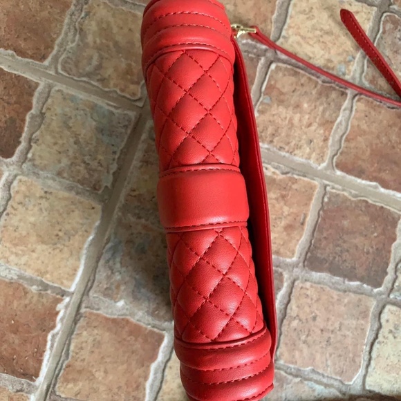 Guess Booties & Bag Set - Picture 10 of 16